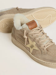 Golden Goose Women's Ball Star in wool with gold leather star and white shearling lining