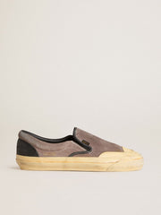 Golden Goose Women's VCE Penstar in dove-gray suede with black leather heel tab