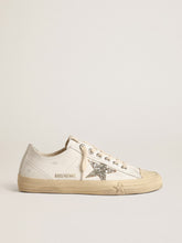 Golden Goose V-Star in white leather with a platinum glitter star