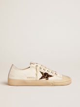 Golden Goose V-Star in nappa with pony skin star and silver heel tab