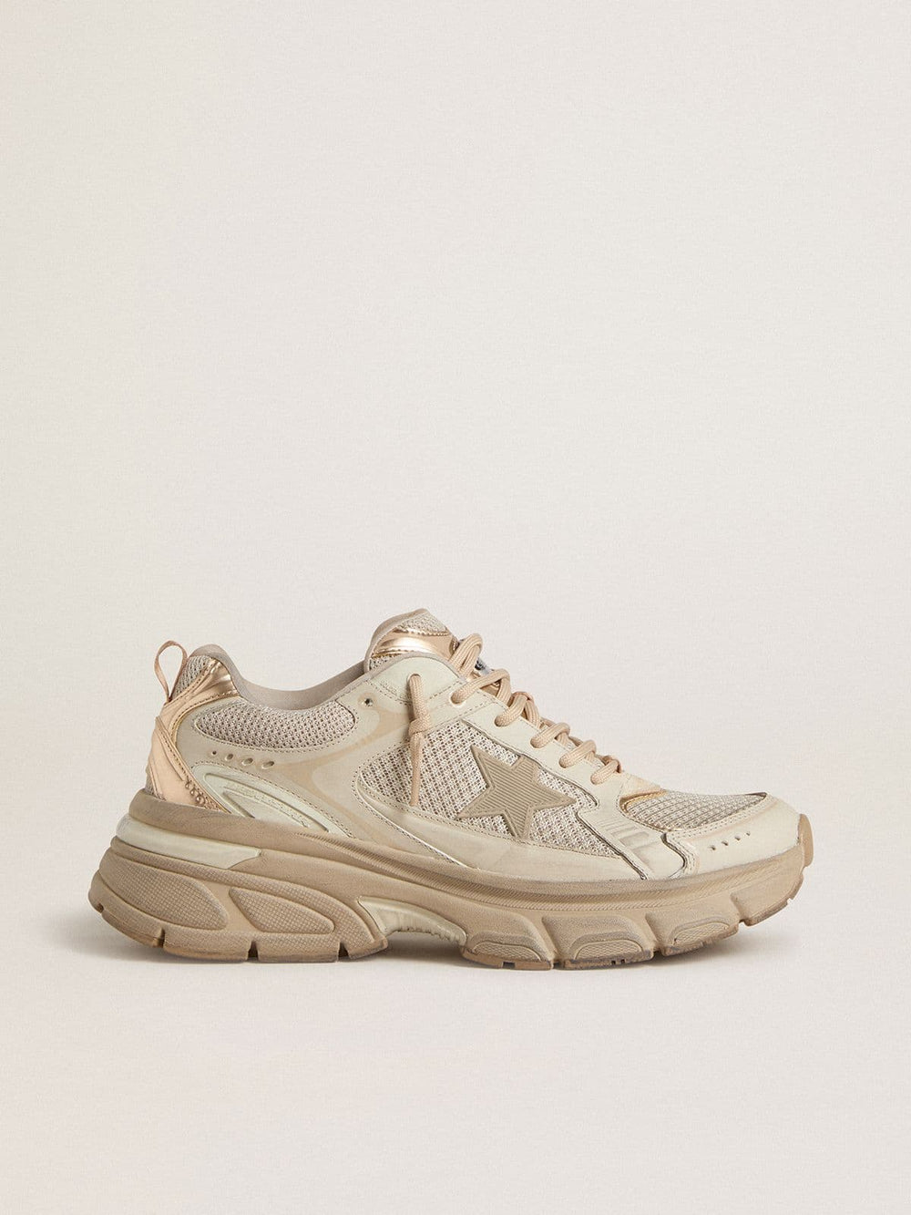 Golden Goose Women’s Lightstar in dove-gray leather and mesh with beige TPU star