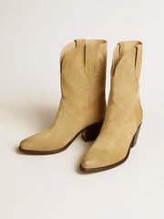 Golden Goose Wish Star low boots in sand-colored waxed suede with star embroidery