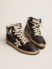 Golden Goose Sky-Star in black nappa leather with white leather star
