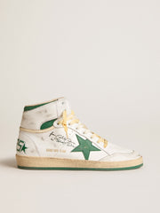 Golden Goose Sky-Star in white leather with green leather star