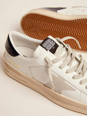Golden Goose Men's Stardan with star in ice-gray suede and blu-navy heel tab