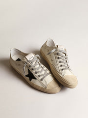 Golden Goose V-Star in nappa leather with black nubuck leather star