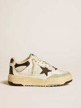 Golden Goose Men’s Forty2 with black star and black leather heel tab