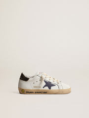 Golden Goose Super-Star Junior in nappa with a printed star and black heel tab