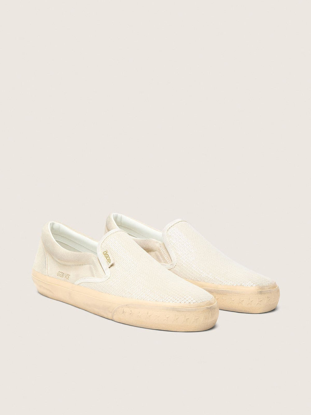Golden Goose Men’s VCE Penstar in beige suede and pearl-colored sequins