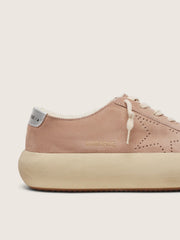 Golden Goose Women’s Space-Star in old rose suede with shearling lining
