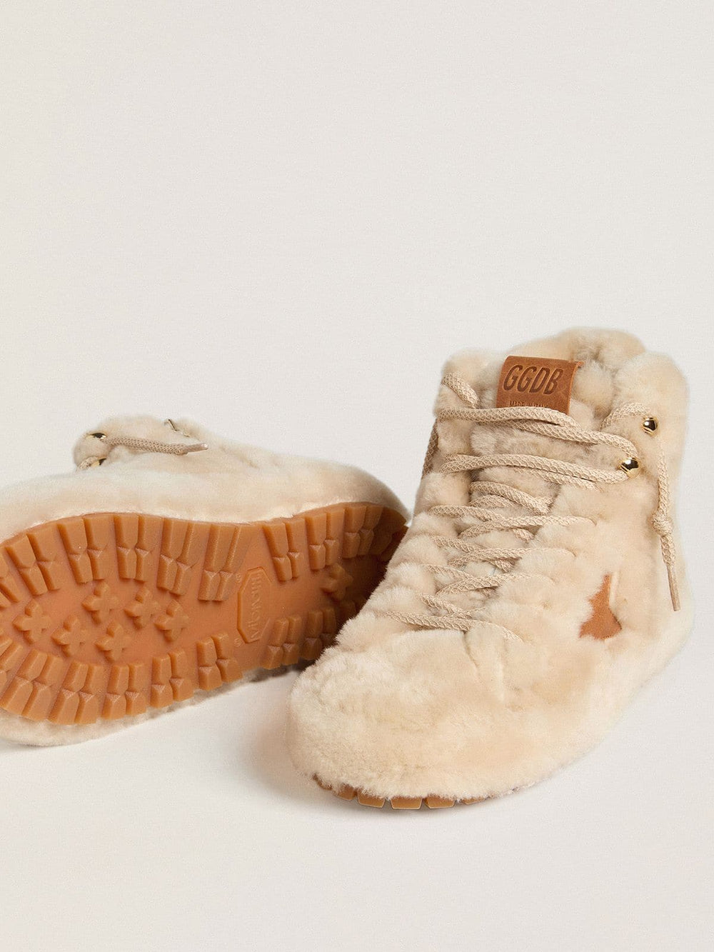 Golden Goose Women's Francy in beige shearling with brown leather star