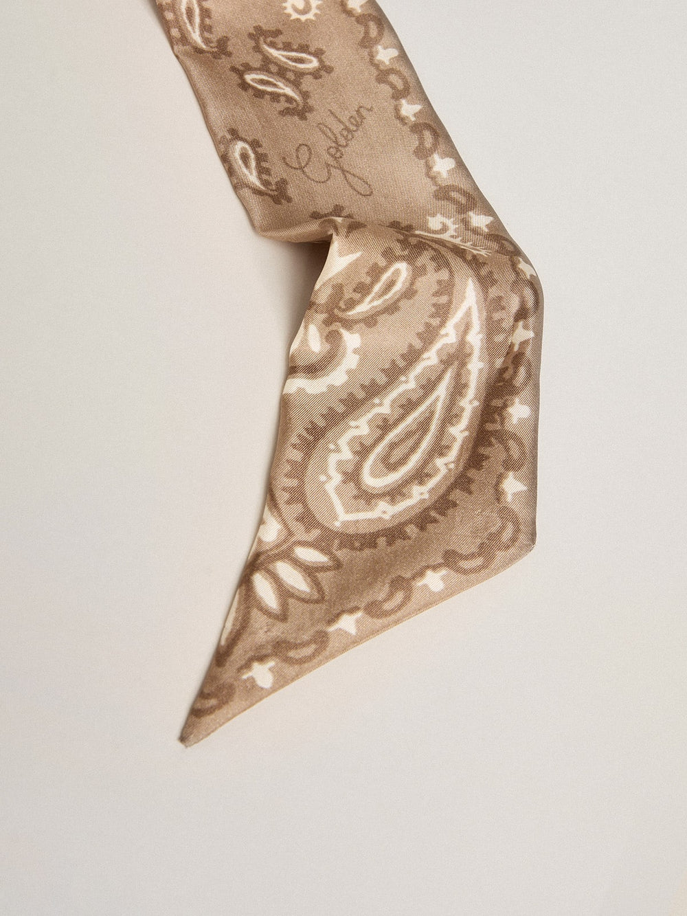 Golden Goose Ribbon in dove-gray silk twill with paisley pattern