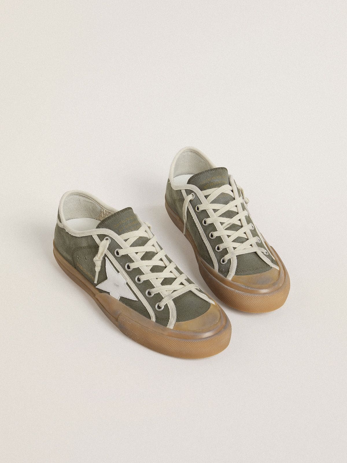 Golden Goose Women’s Super-Star LTD in green canvas with white leather star