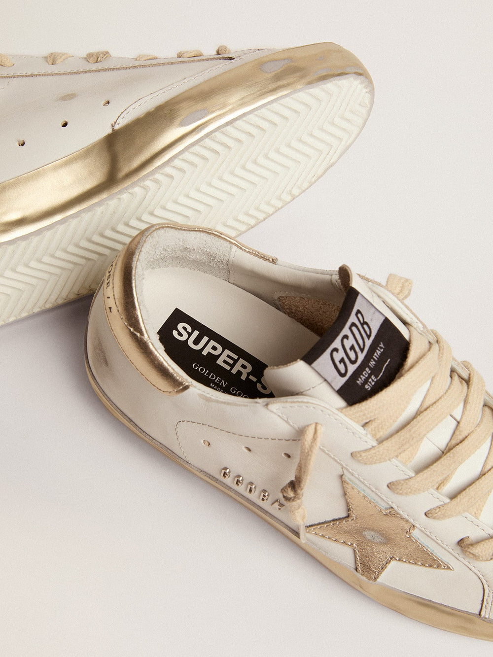 Golden Goose Women’s Super-Star sneakers with gold foxing | Golden Goose