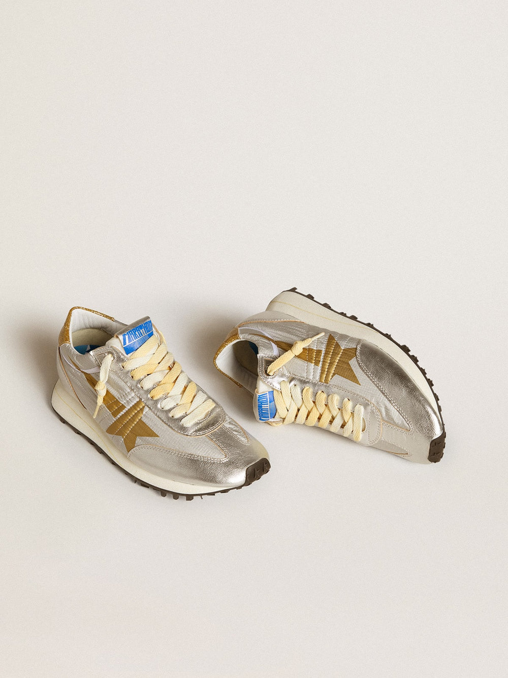 Golden Goose Women’s Marathon with silver ripstop nylon upper and gold star