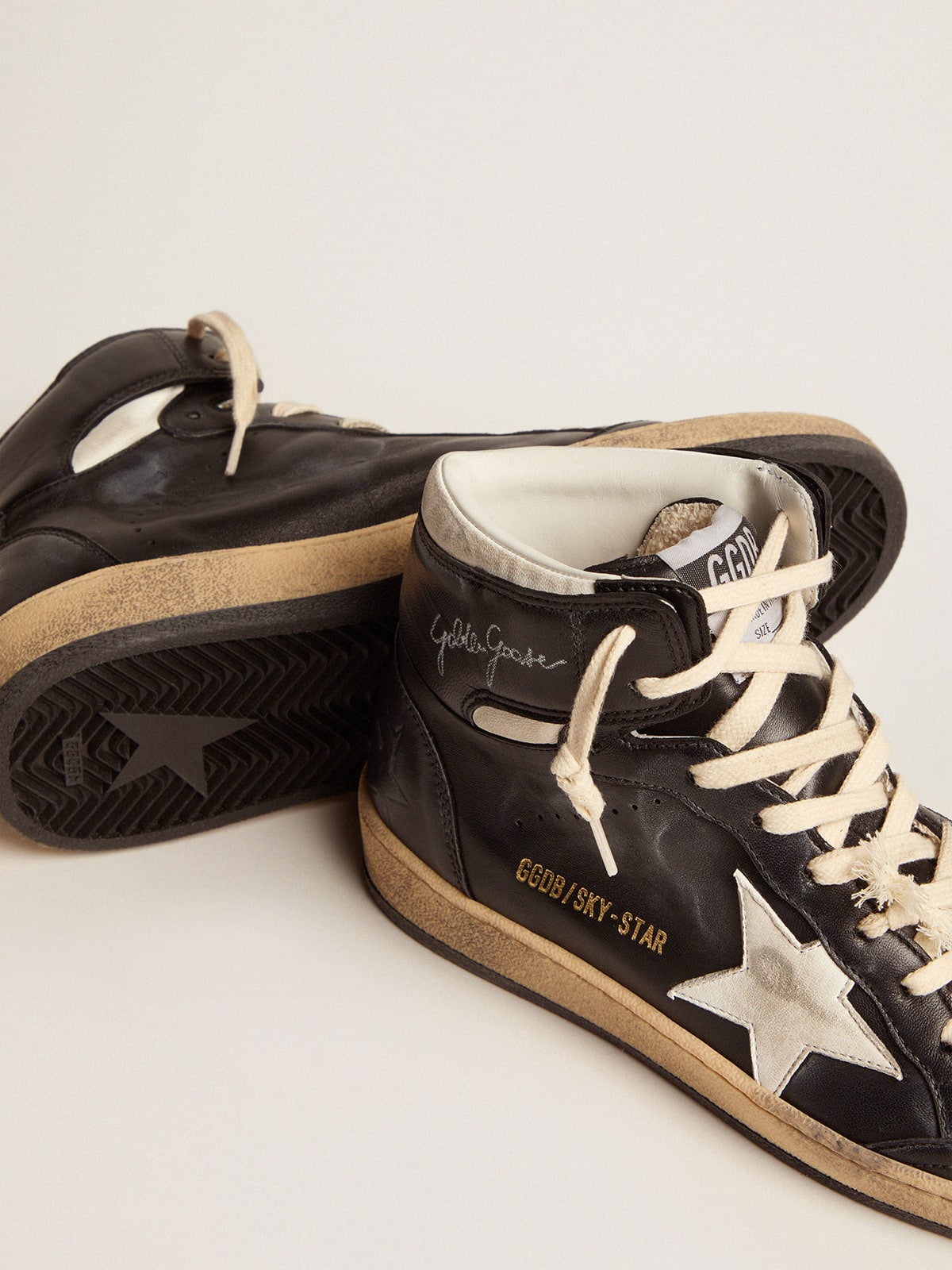 Golden Goose Women's Sky-Star in black nappa with white star