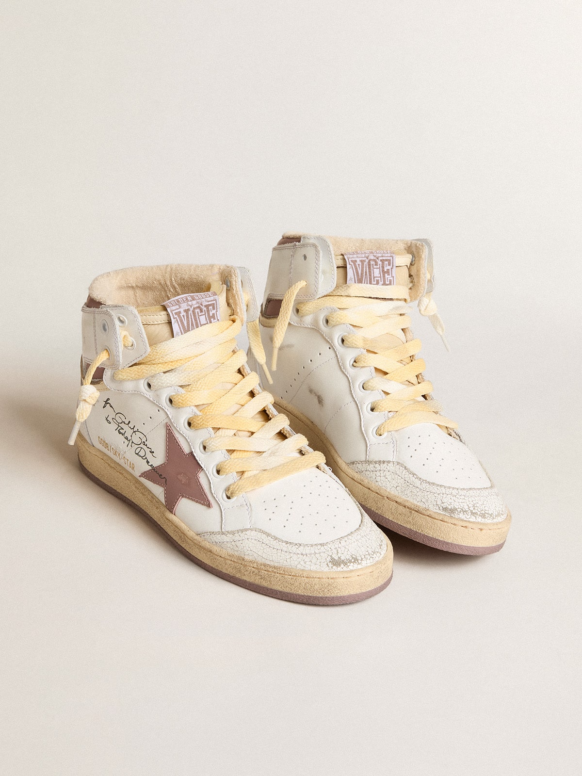 Golden Goose Sky-Star in white leather with pink leather star