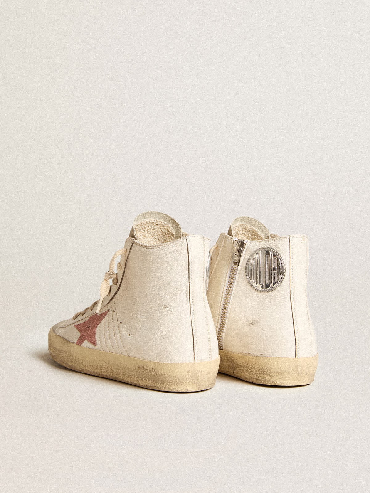 Golden Goose Francy in cream nappa with pink crocodile-print leather star