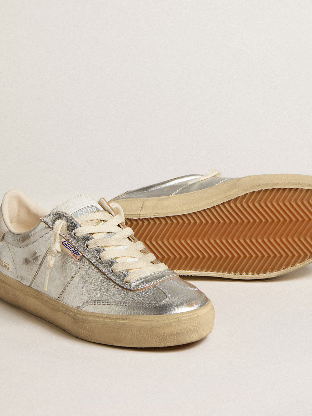 Golden Goose Soul Star in metallic silver leather with white leather heel tab