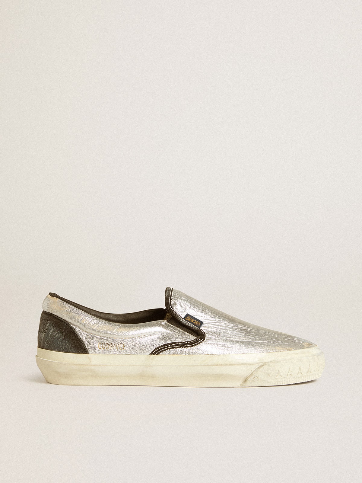 Golden Goose Women's VCE Penstar in metallic silver leather with black leather heel tab