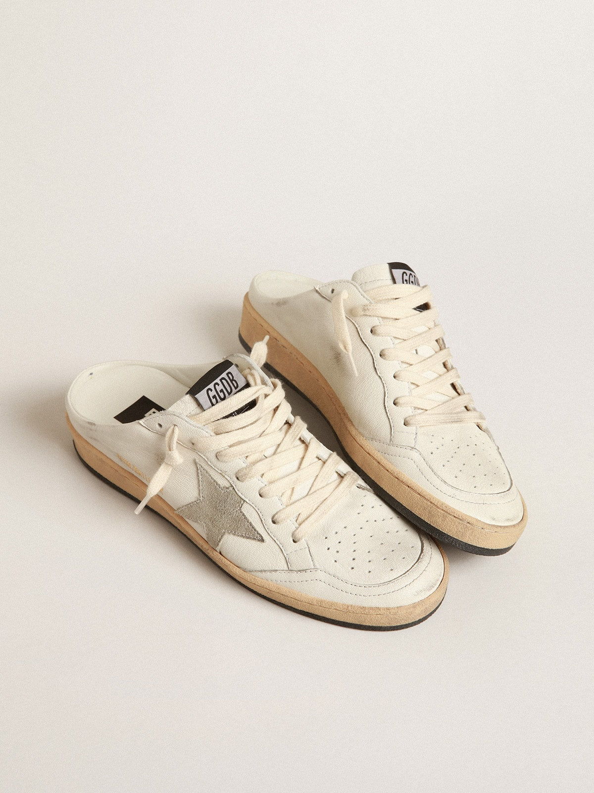 Golden Goose Ball Star Sabots in nappa leather with ice-gray suede star