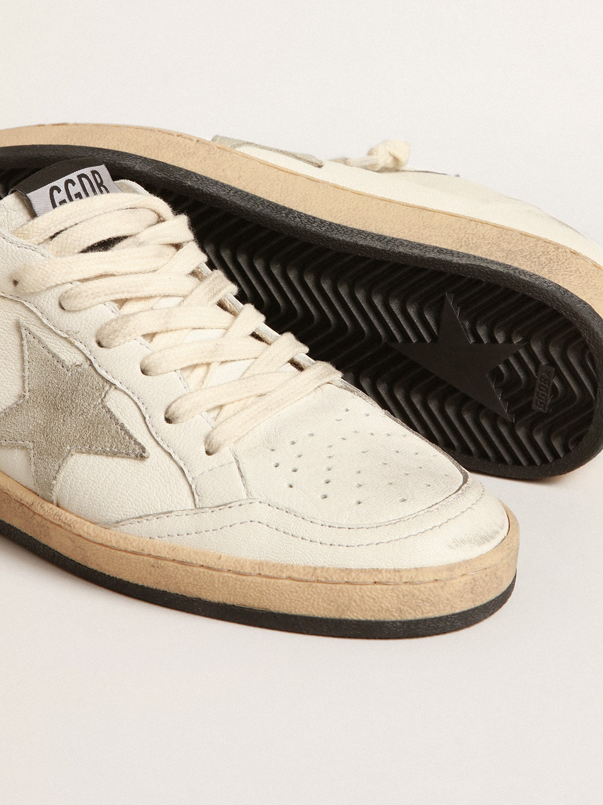 Golden Goose Ball Star Sabots in nappa leather with ice-gray suede star