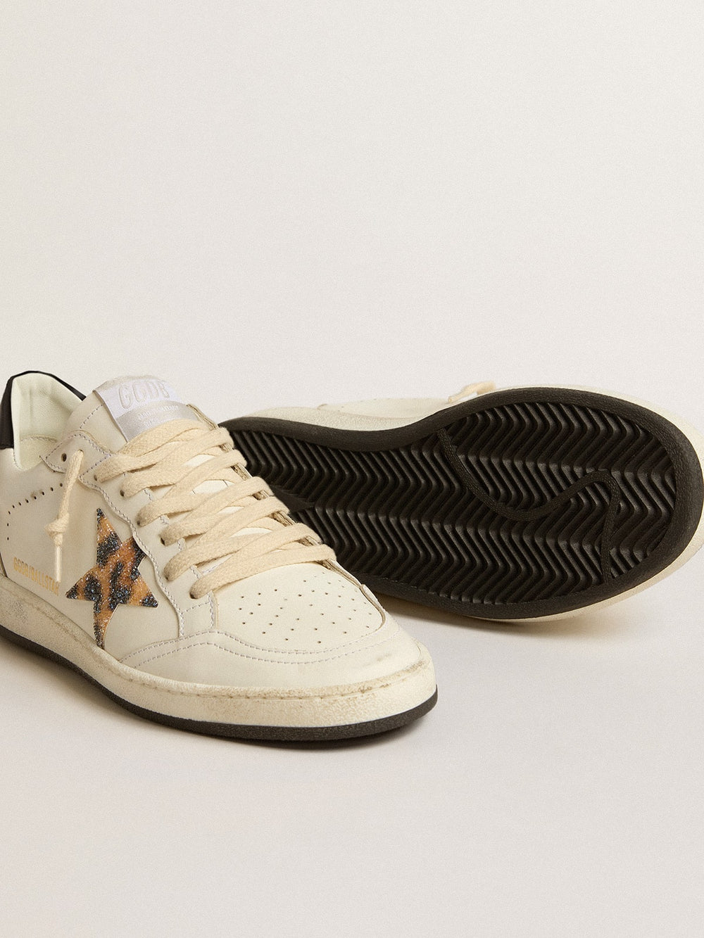 Golden Goose Sneaker Ball Star for women with Swarovski crystals | Golden Goose