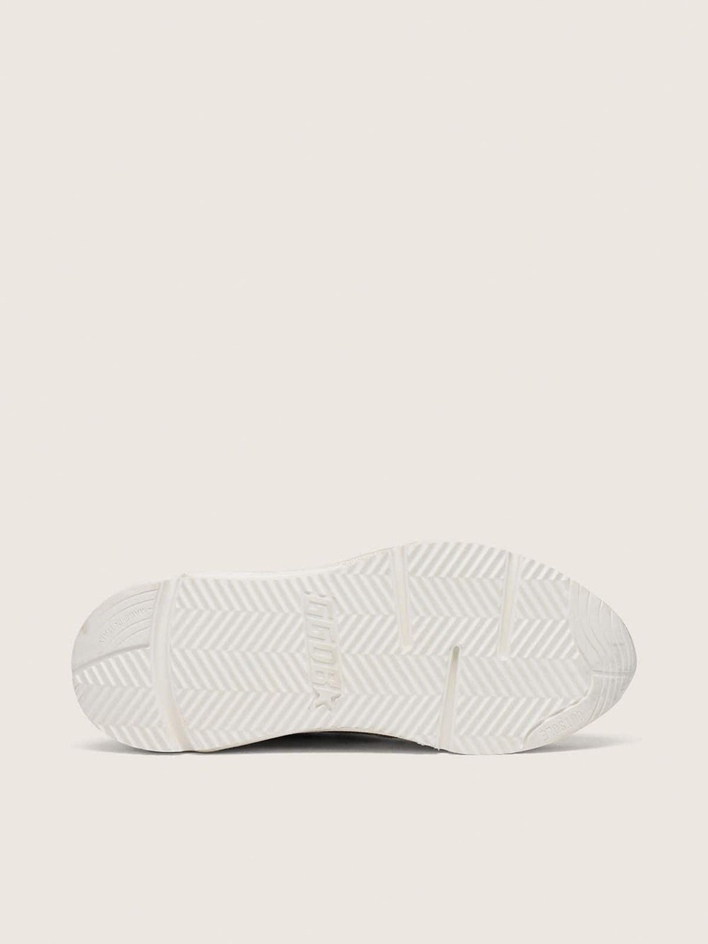 Golden Goose Women’s Running Sole in mesh and nubuck with silver metallic leather star
