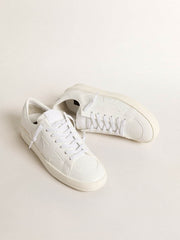 Golden Goose Women’s bio-based Stardan with white star and heel tab