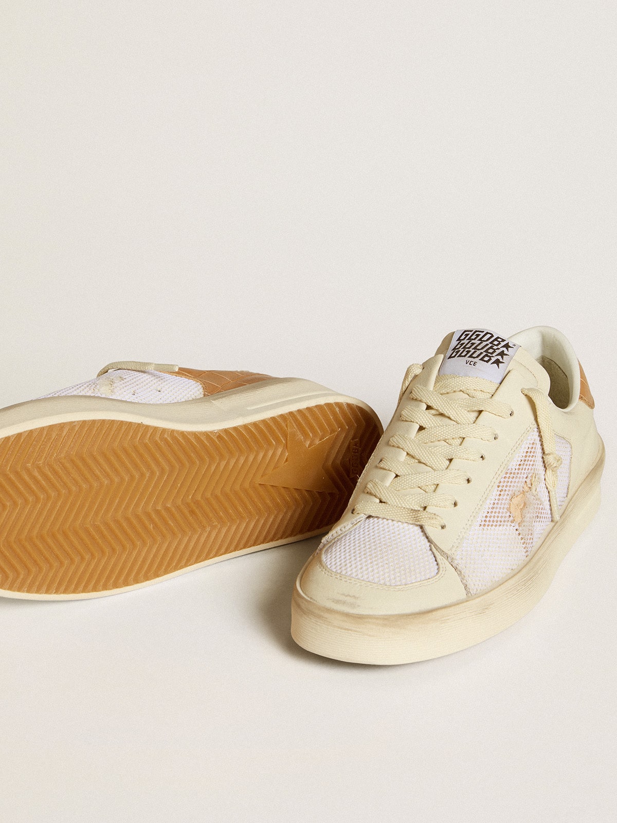 Golden Goose Women's Stardan LTD with beige leather star and crocodile beige leather heel tab
