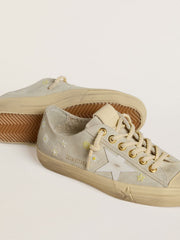 Golden Goose Women’s V-Star in ice-gray suede with white leather star and floral embroidery