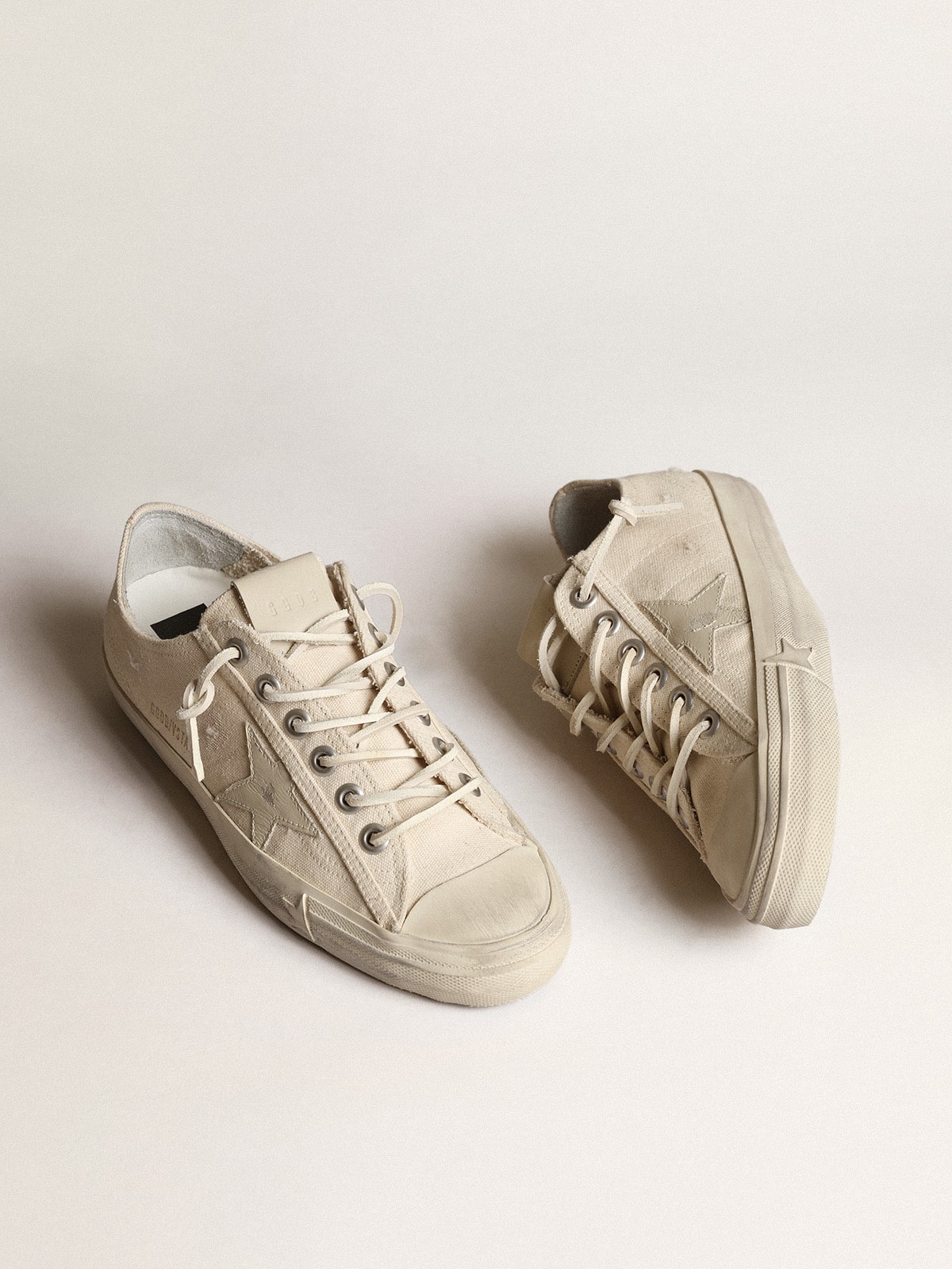 Golden Goose V-Star in light cream canvas with milk-white leather star