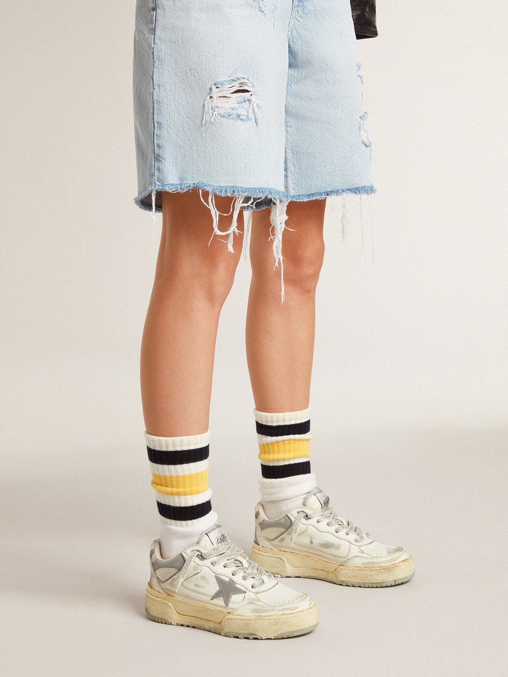Golden Goose Women’s Forty2 in white leather with laces with Swarovski crystals and gray TPU star