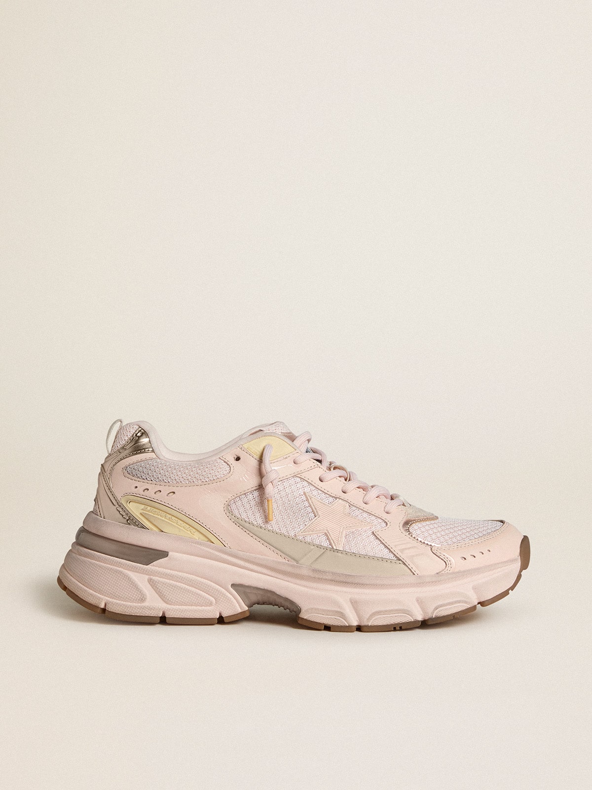 Golden Goose Women’s Lightstar with pink leather and mesh upper and pink star