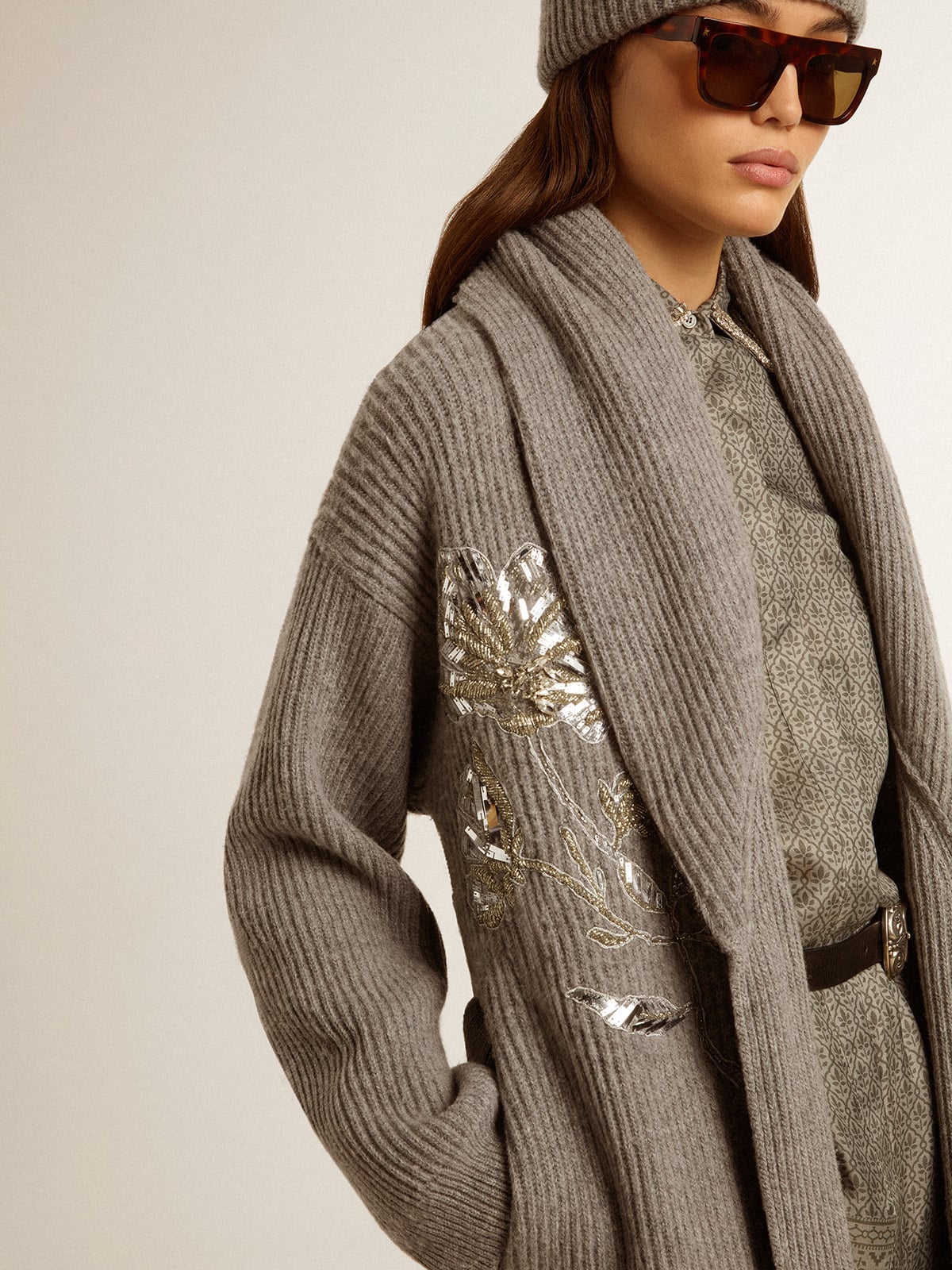 Golden Goose Women's cardigan in gray melange wool with embroidery on the front