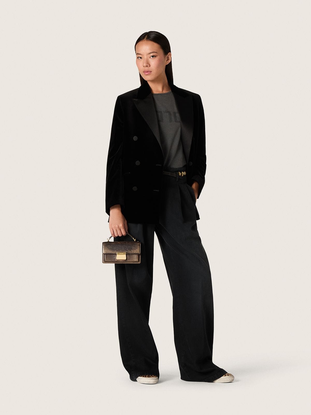 Golden Goose Women's double-breasted jacket in black velvet with black satin lapels