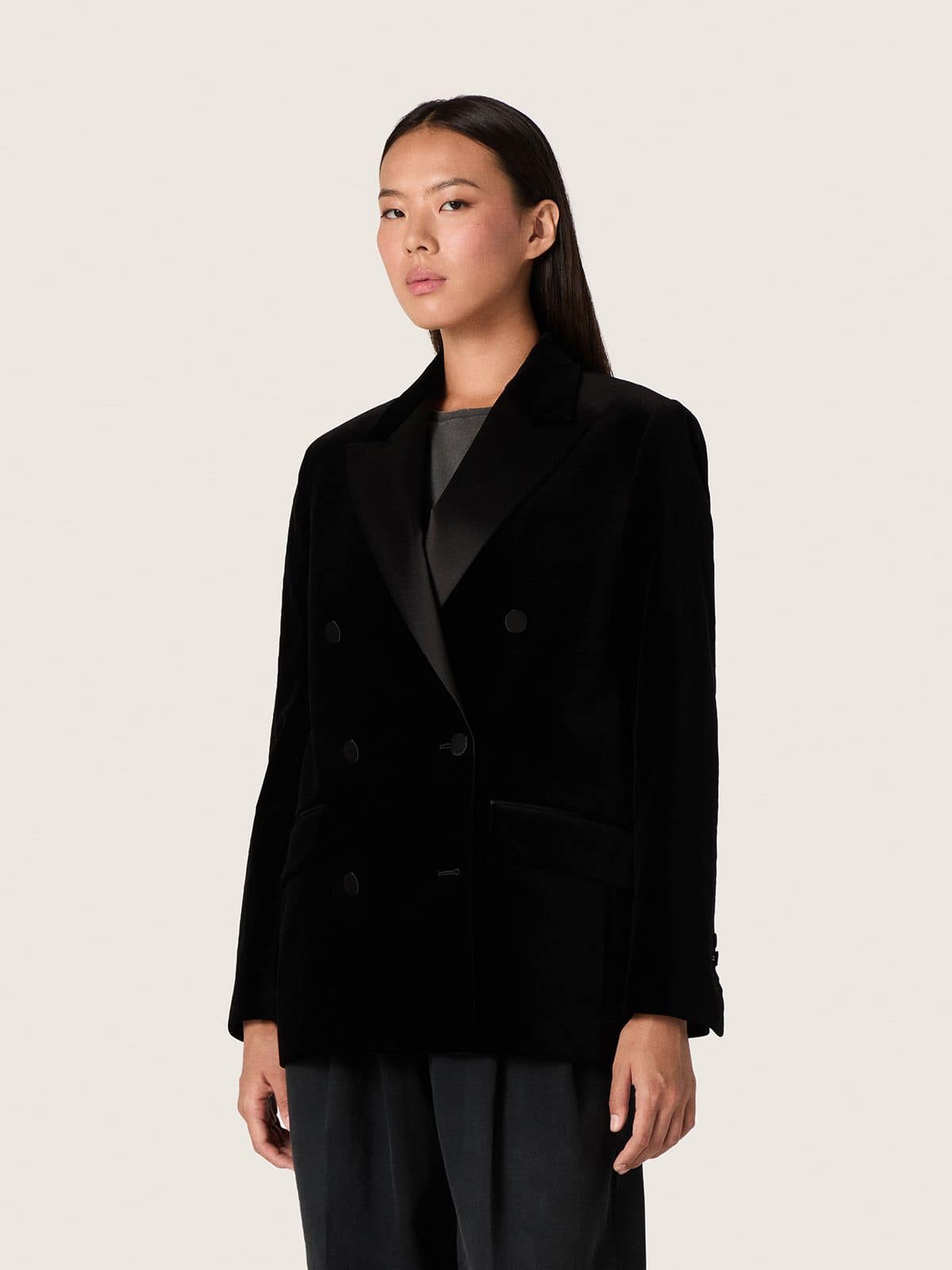 Golden Goose Women's double-breasted jacket in black velvet with black satin lapels