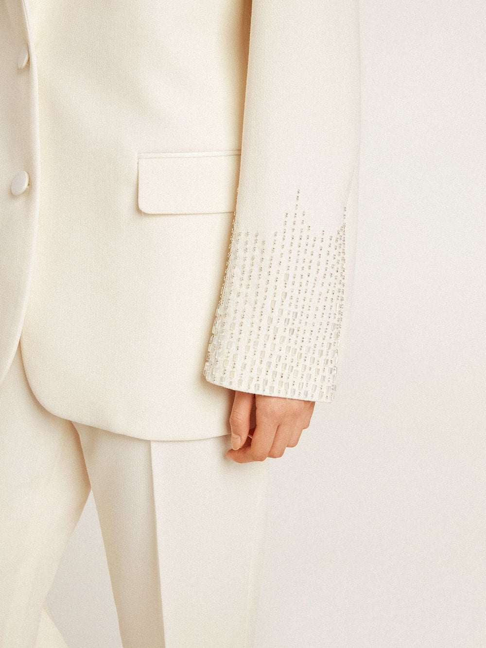 Golden Goose Single-breasted oversize jacket in white with silk effect and embroidery