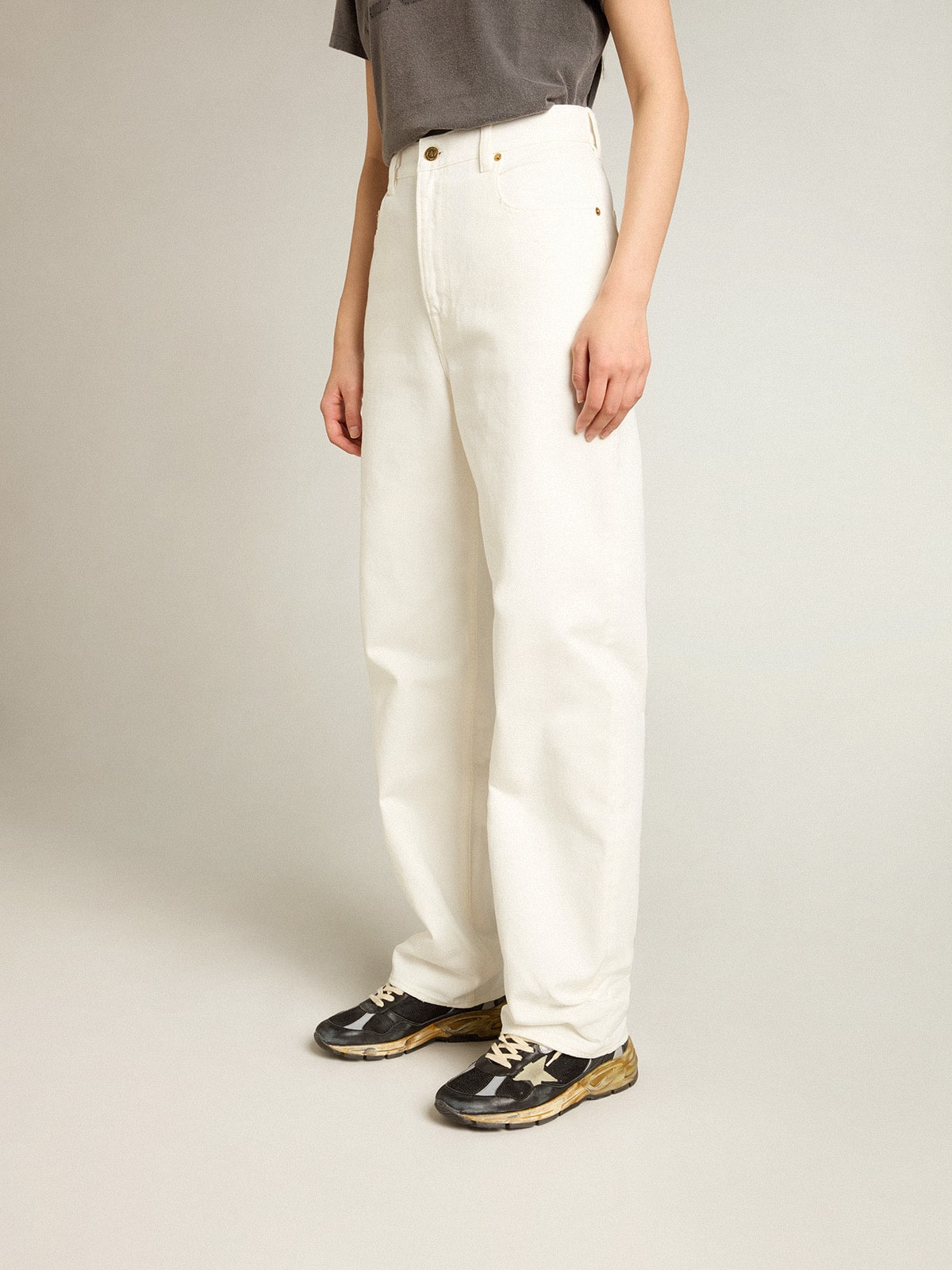 Golden Goose Women's optical white-colored cotton denim pants