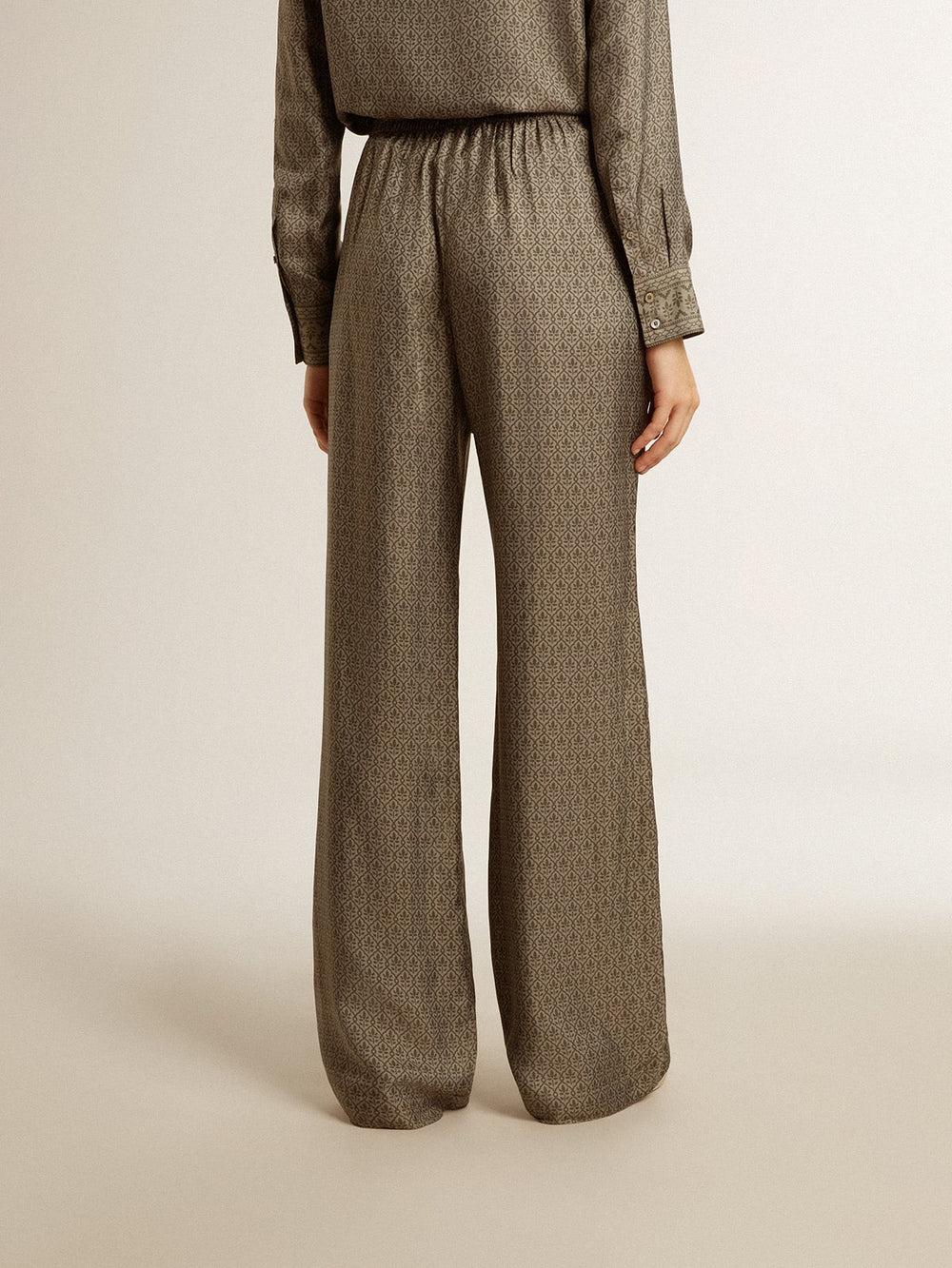 Golden Goose Women's green viscose-blend silk pants with floral pattern
