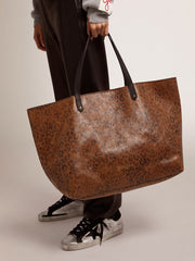 Golden Goose Pasadena Bag in hammered leather with leopard print and contrasting black handles