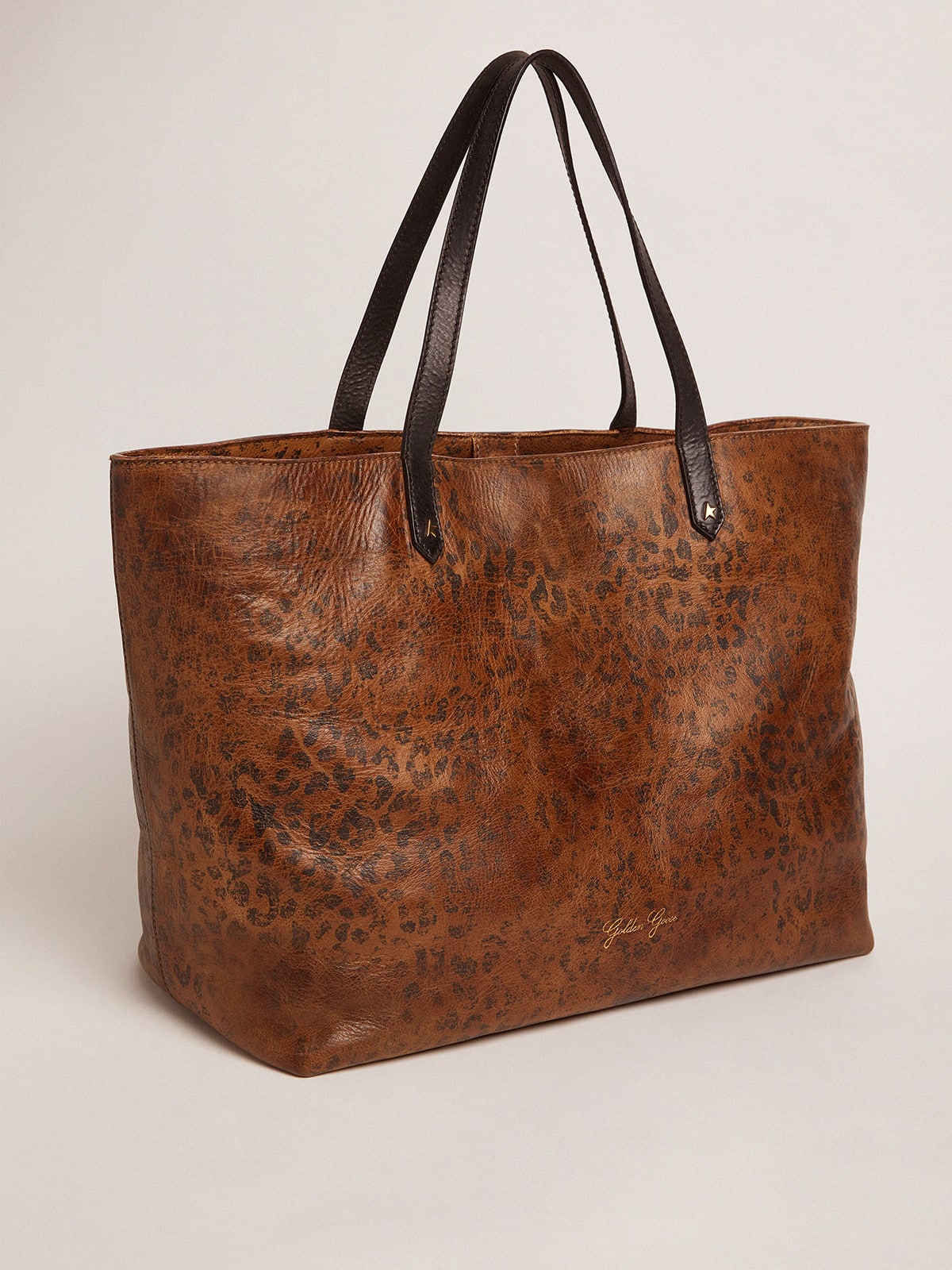 Golden Goose Pasadena Bag in hammered leather with leopard print and contrasting black handles