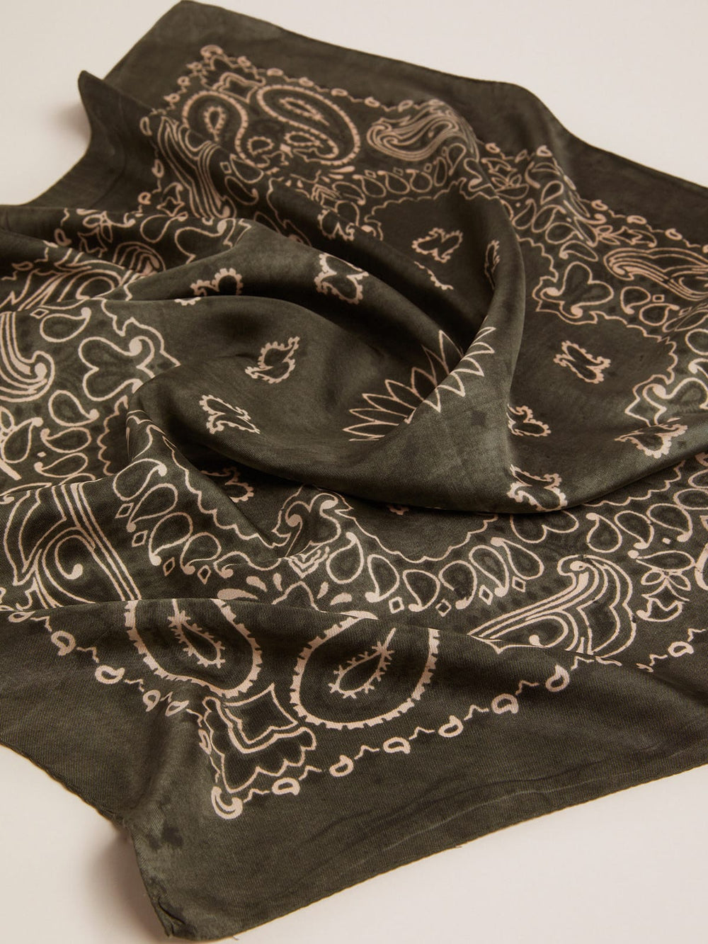 Golden Goose Moss-green scarf with paisley pattern