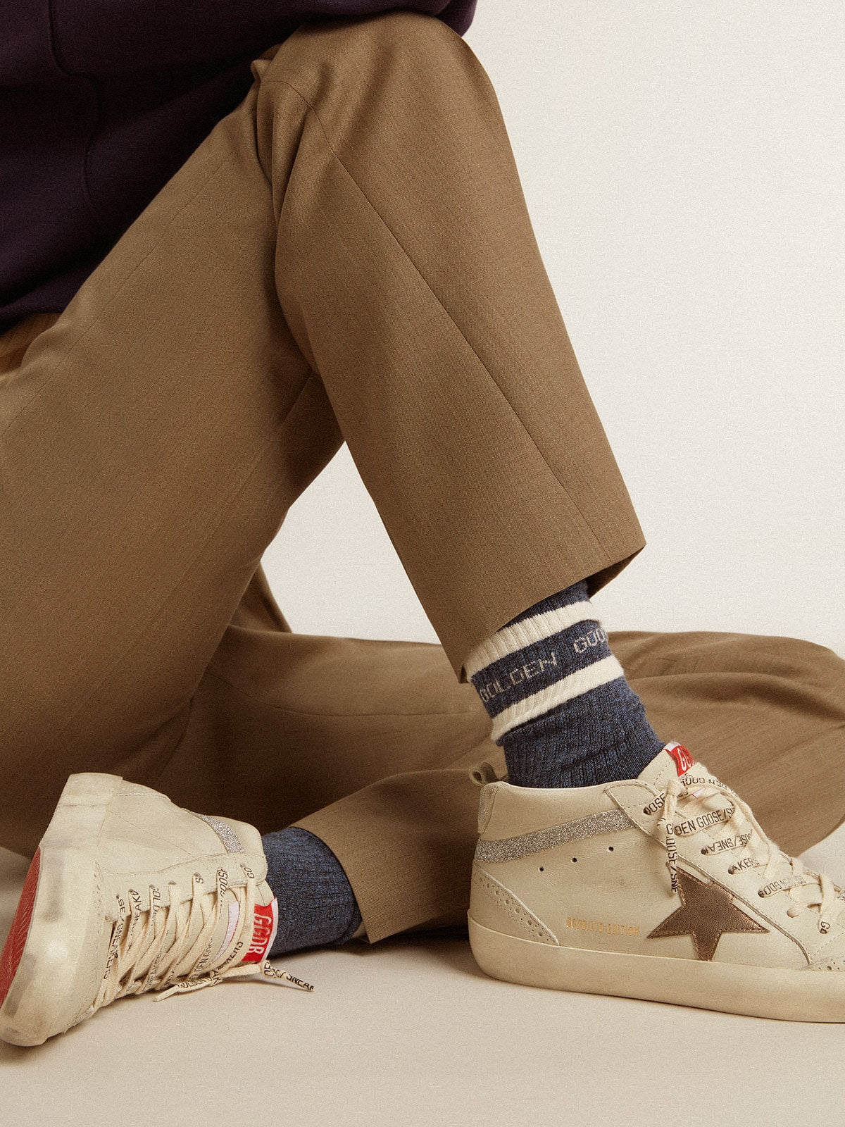 Golden Goose Blue socks with contrasting white stripes and white logo