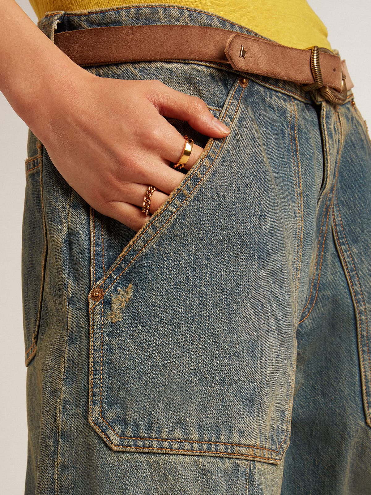 Golden Goose Ring in antique gold color with regular links