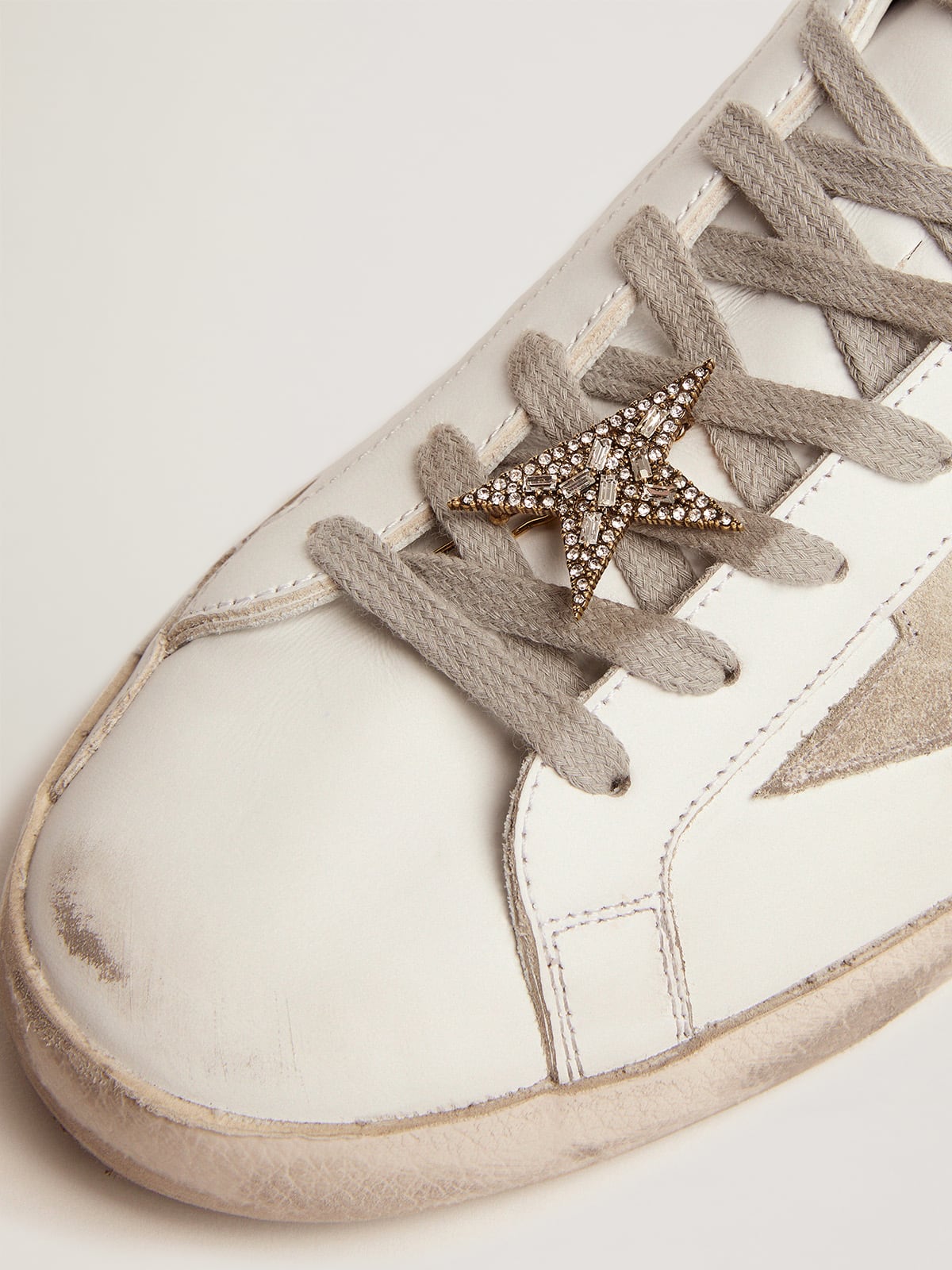 Golden Goose Lace lock with Star clip in antique gold color