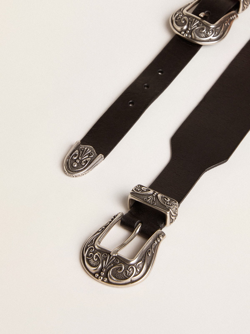 Golden Goose Black belt in washed leather with silver-colored double buckle