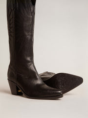 Golden Goose Women's Wish Star boots in black leather with star embroidery