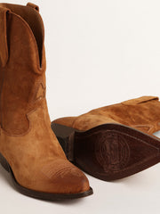 Golden Goose Low Wish Star boots in cognac-colored suede with inlay star
