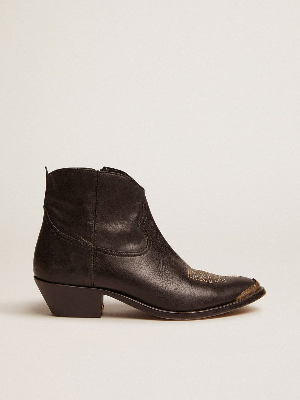 Golden Goose Young ankle boots in black leather with sand-colored embroidery